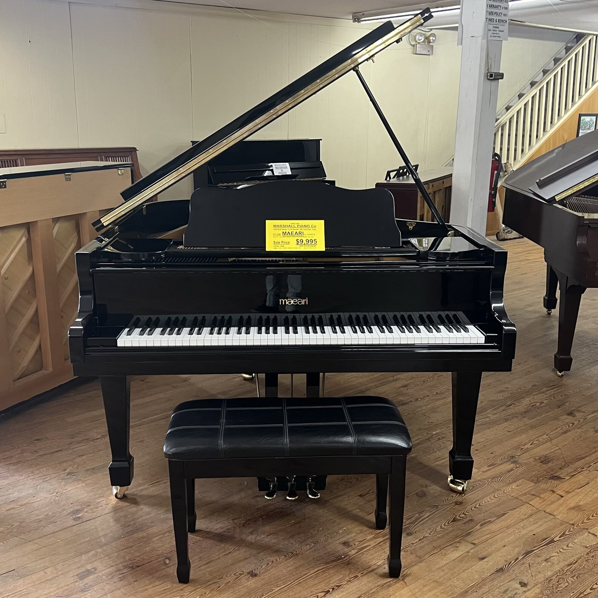 Maeari "G-482" Grand Piano