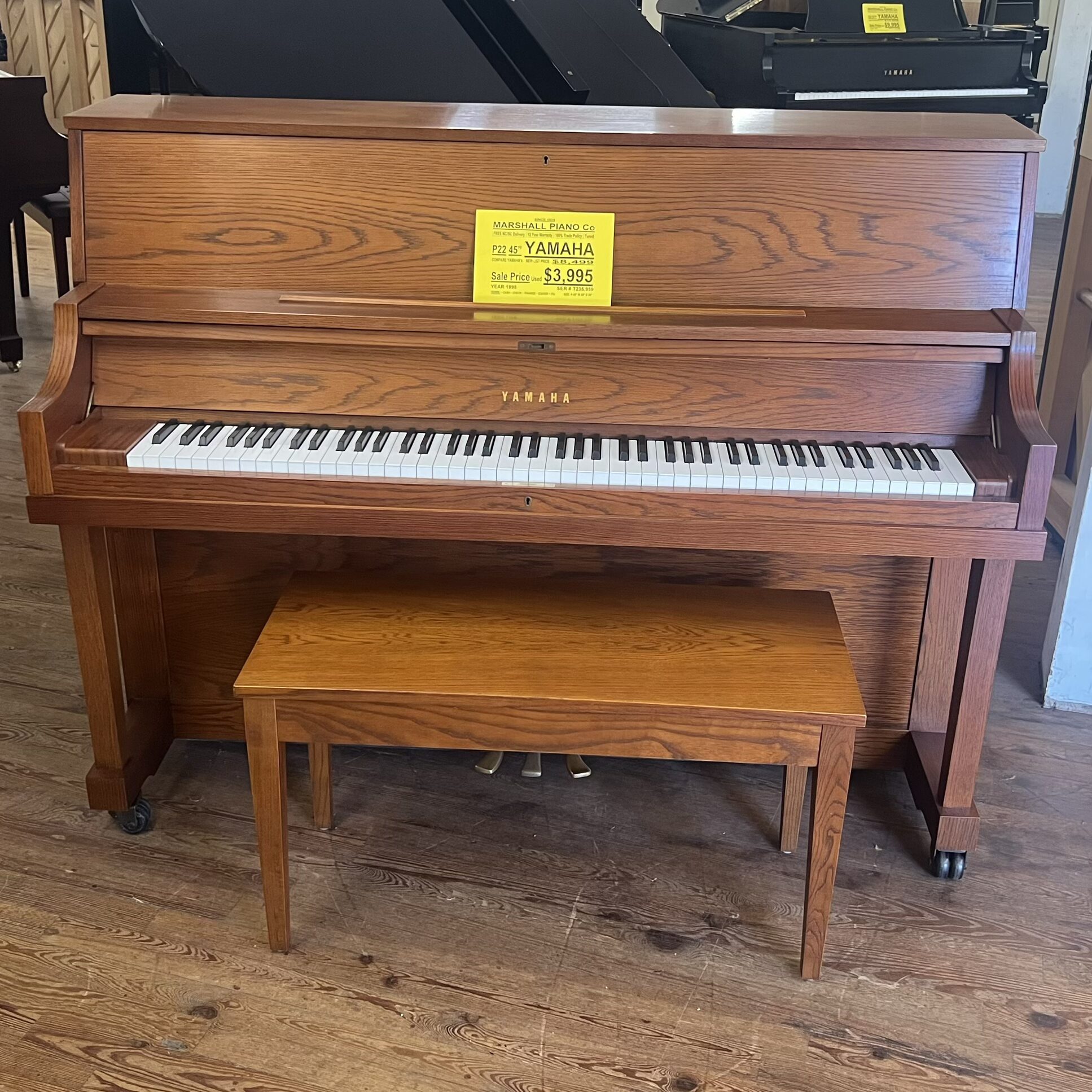 Yamaha P22 Studio Piano