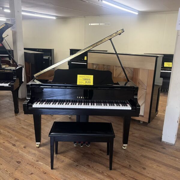 Yamaha GA1 Baby Grand Piano